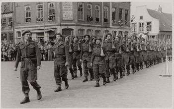 Foto bevrijdingsintocht Amersfoort 8 mei 1945
